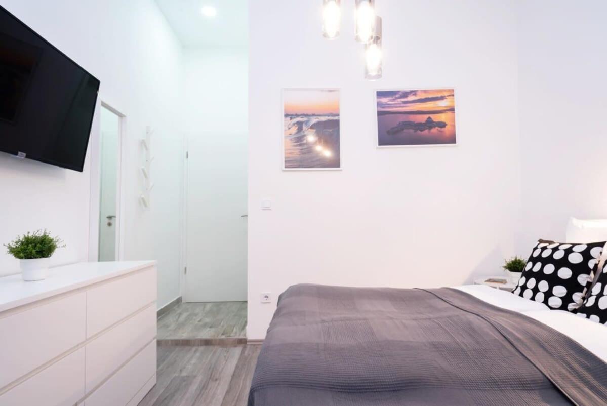 New Comfy Studio At Convenient Location 부다페스트 외부 사진